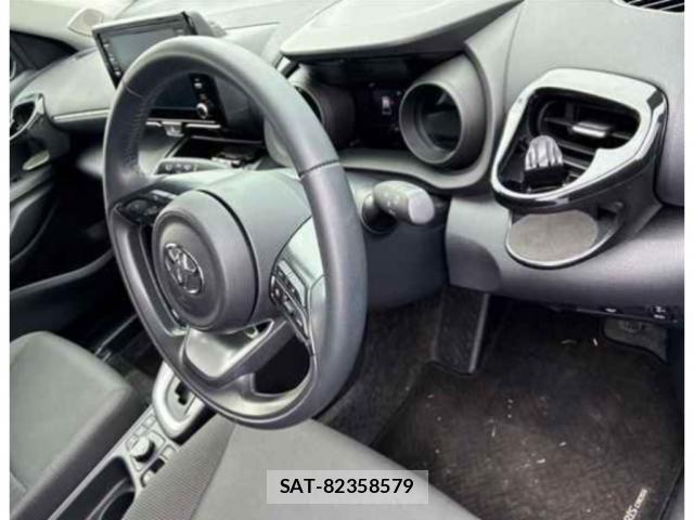 Toyota YARIS CROSS 2023-08 8071762-2