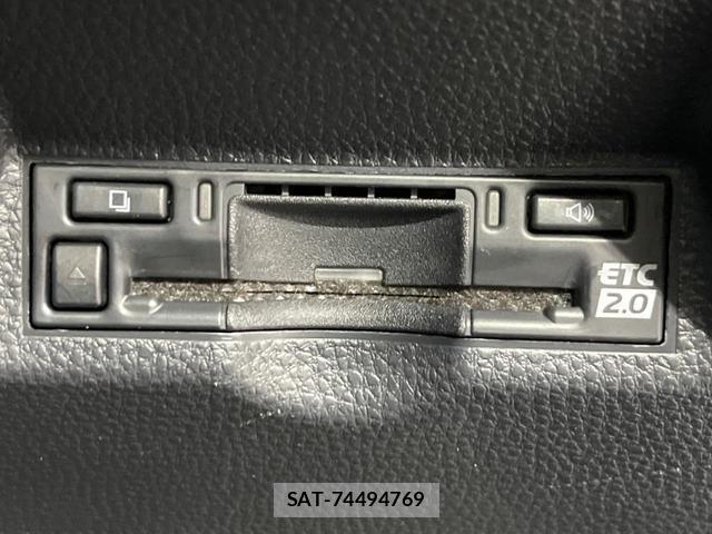 Toyota YARIS CROSS 2025-06 8072271-6