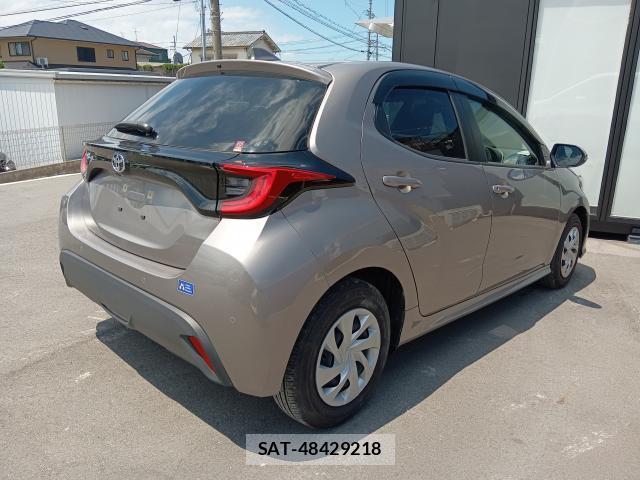 Toyota YARIS 2024-09 8070951-4