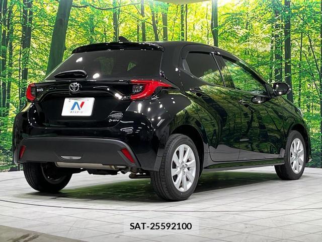 Toyota YARIS 2024-07 8072039-16