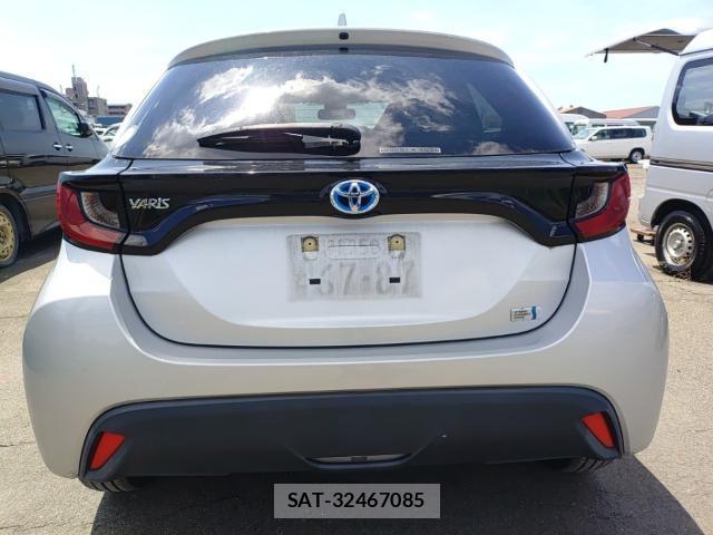 Toyota YARIS 2021-07 8072565-1