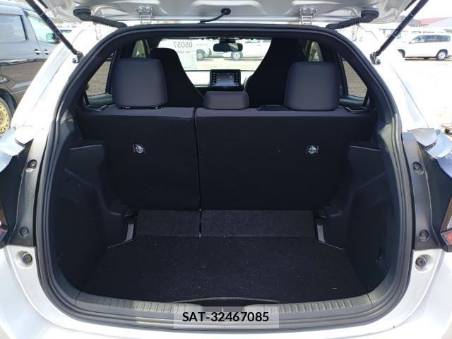 Toyota YARIS 2021-07 8072565-7