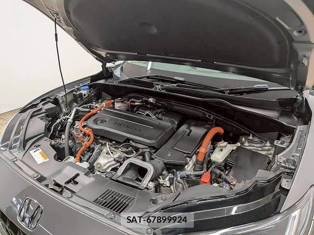 Honda ZR-V 2023-09 8071037-13