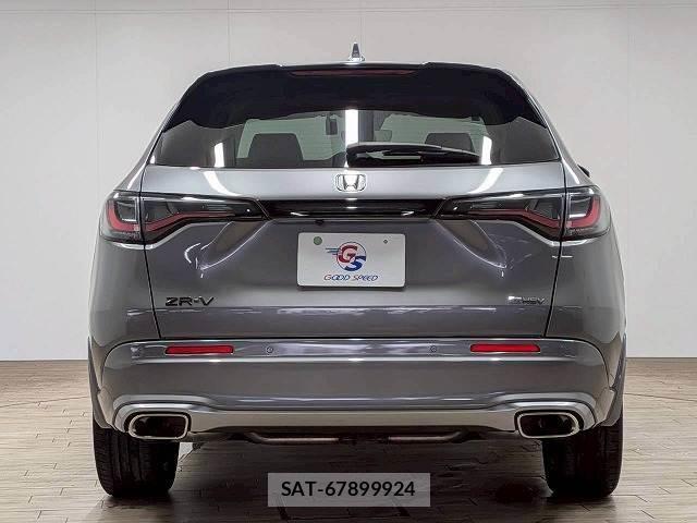 Honda ZR-V 2023-09 8071037-15