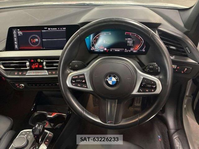 Bmw 1 SERIES 2021-08 8219056-2