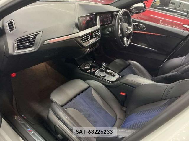 Bmw 1 SERIES 2021-08 8219056-3