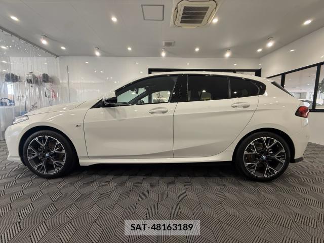 Bmw 1 SERIES 2024-10 8221067-17