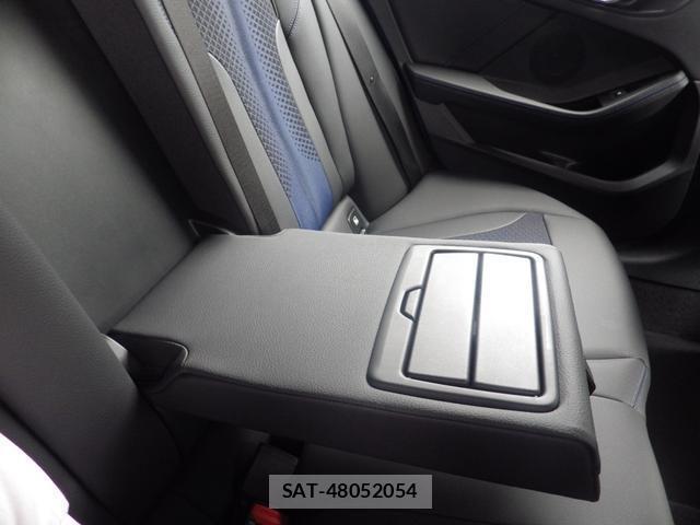 Bmw 1 SERIES 2024-06 8225622-14