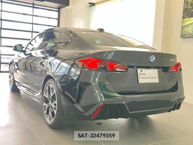 Bmw 2 SERIES 2025-07 8218400-11