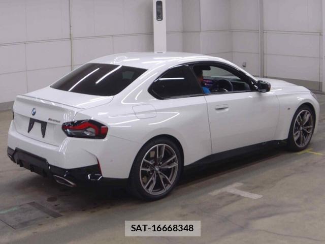 Bmw 2 SERIES 2023-08 8218980-1