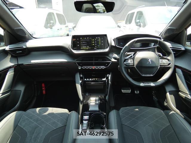 Peugeot 208 2023-09 8216794-2