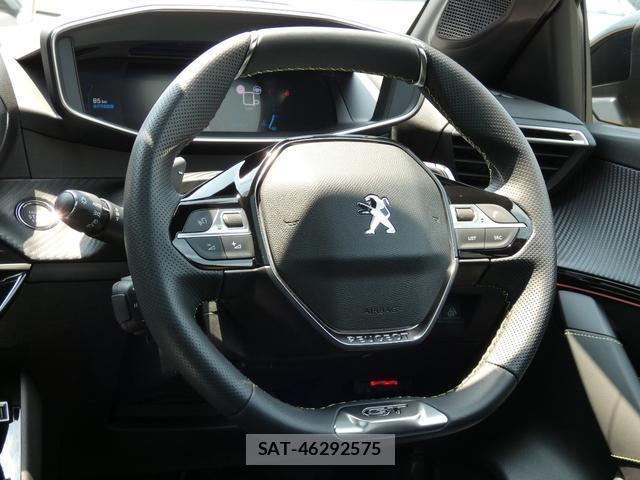 Peugeot 208 2023-09 8216794-4