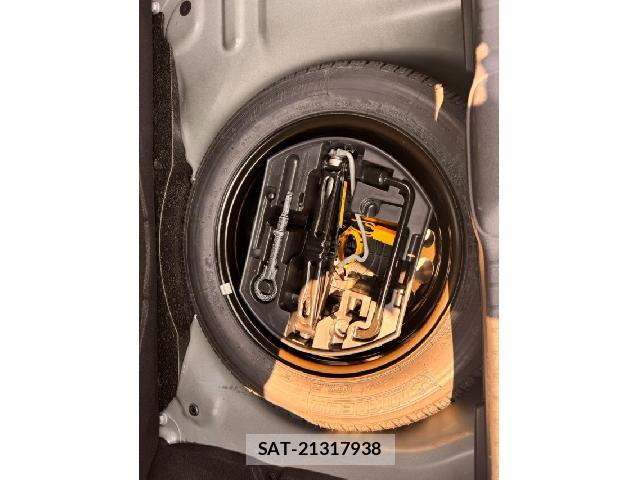Peugeot 208 2013-10 8221080-10