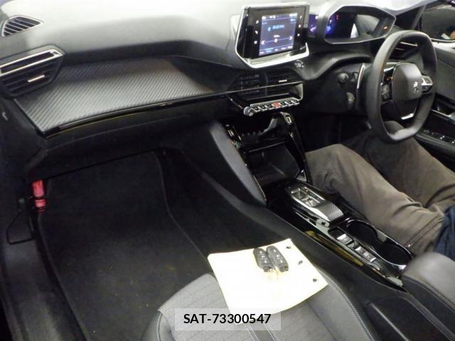 Peugeot 208 2023-08 8223765-2