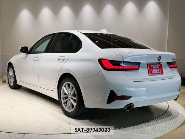 Bmw 3 SERIES 2019-03 8218156-1