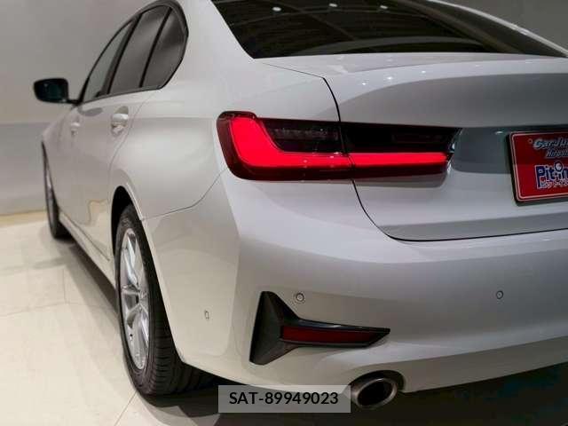 Bmw 3 SERIES 2019-03 8218156-9