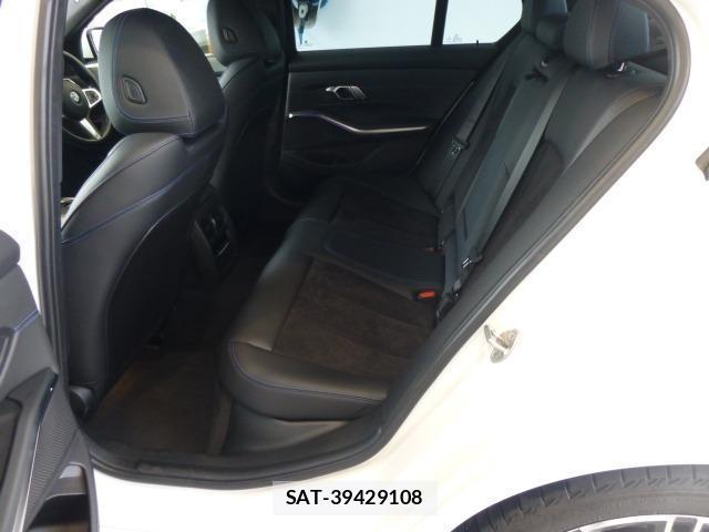 Bmw 3 SERIES 2021-09 8221731-6