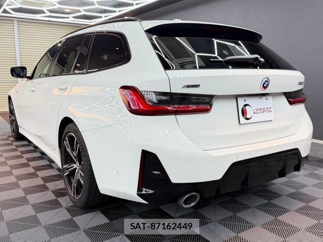 Bmw 3 SERIES 2023-06 8223552-10