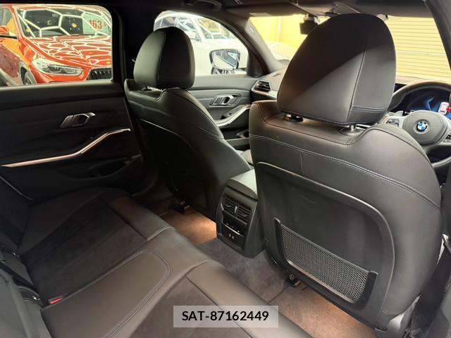 Bmw 3 SERIES 2023-06 8223552-3