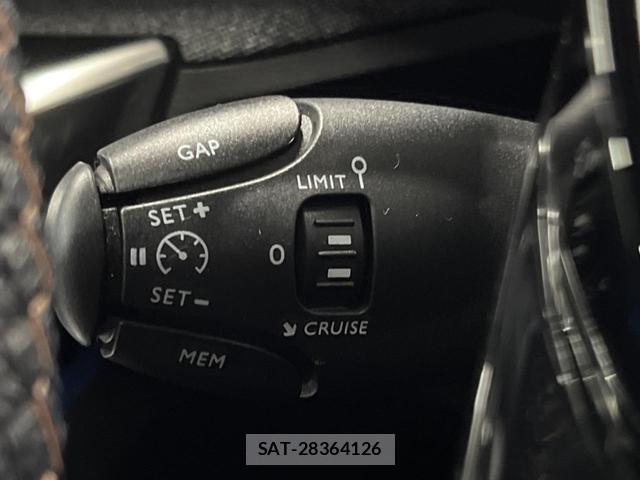 Peugeot 3008 2020-12 8217213-5