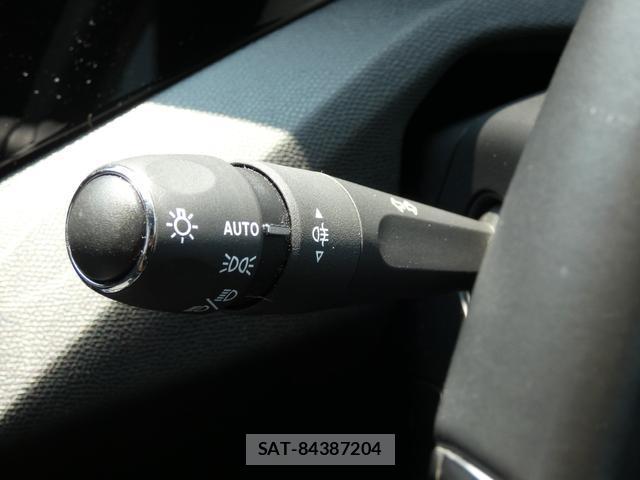 Peugeot 308 2023-06 8216798-7