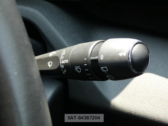 Peugeot 308 2023-06 8216798-8