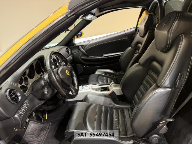 Ferrari 360 2003-08 8223842-4