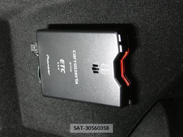 Peugeot 408 2023-11 8216796-14
