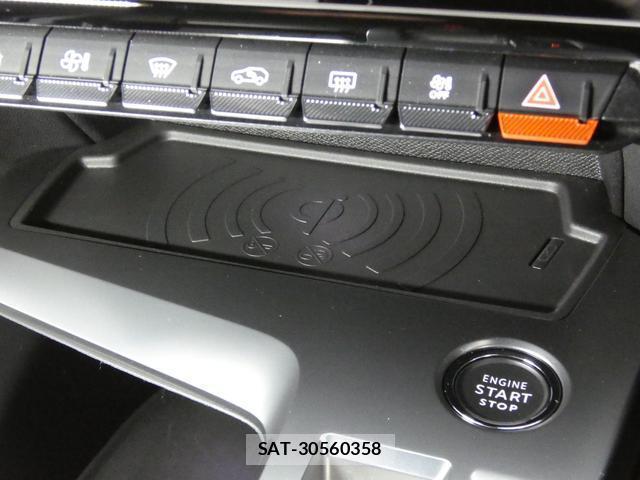Peugeot 408 2023-11 8216796-19
