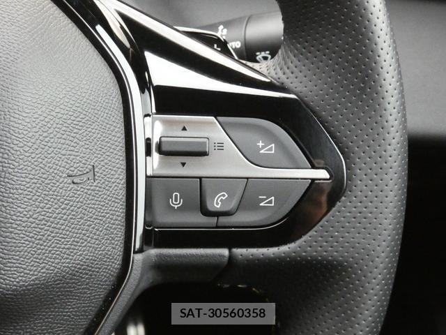 Peugeot 408 2023-11 8216796-6