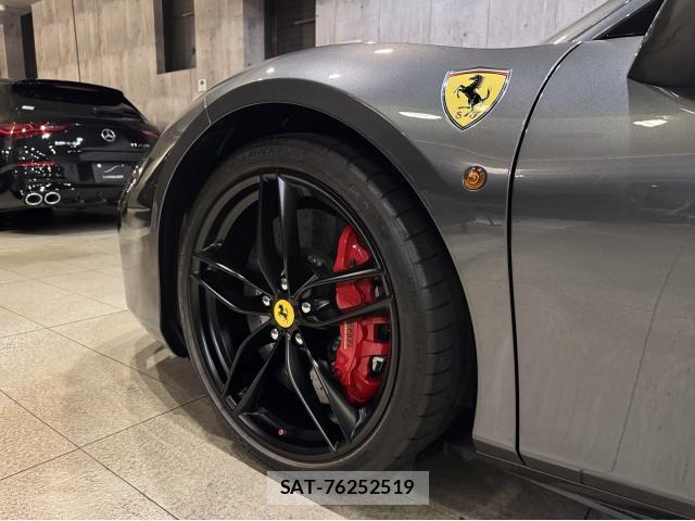 Ferrari 488 GTB 2016-10 8225561-12