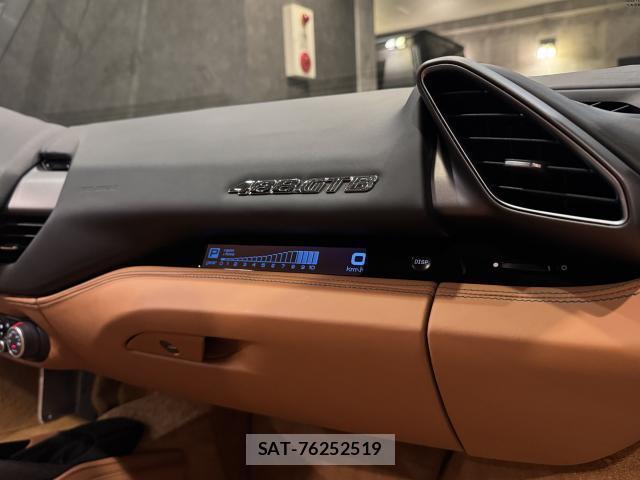 Ferrari 488 GTB 2016-10 8225561-19