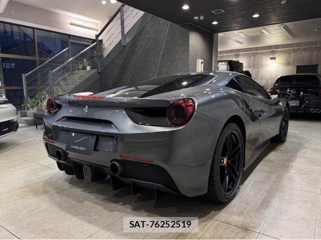 Ferrari 488 GTB 2016-10 8225561-4