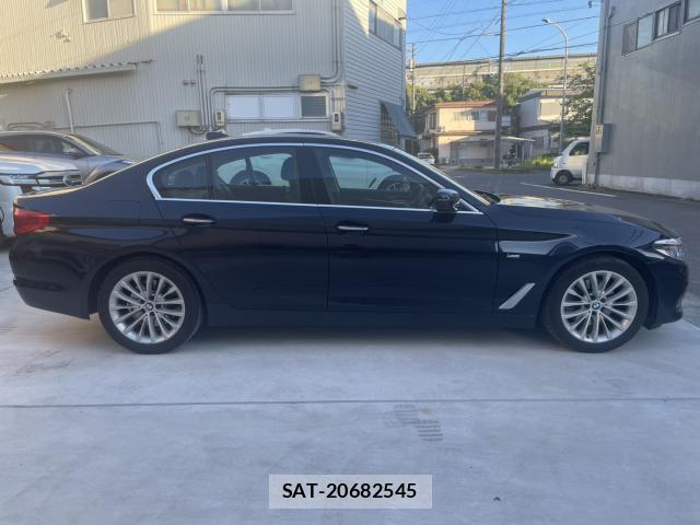 Bmw 5 SERIES 2018-07 8218773-11