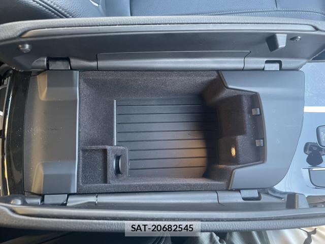 Bmw 5 SERIES 2018-07 8218773-17