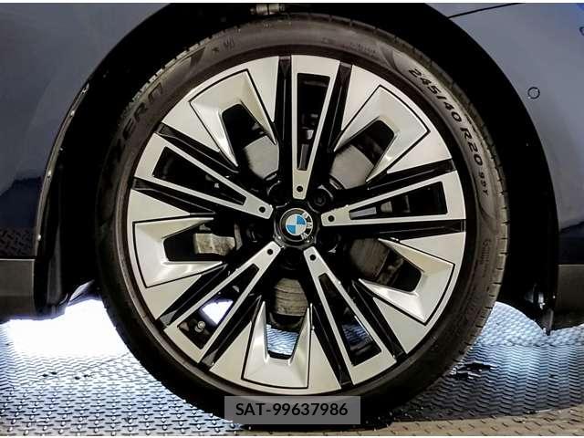 Bmw 5 SERIES 2023-11 8222157-2