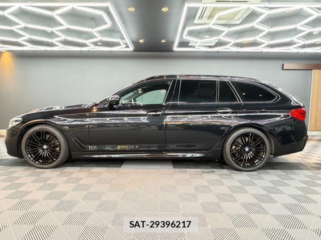 Bmw 5 SERIES 2017-12 8223547-11