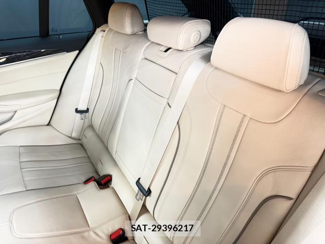 Bmw 5 SERIES 2017-12 8223547-2