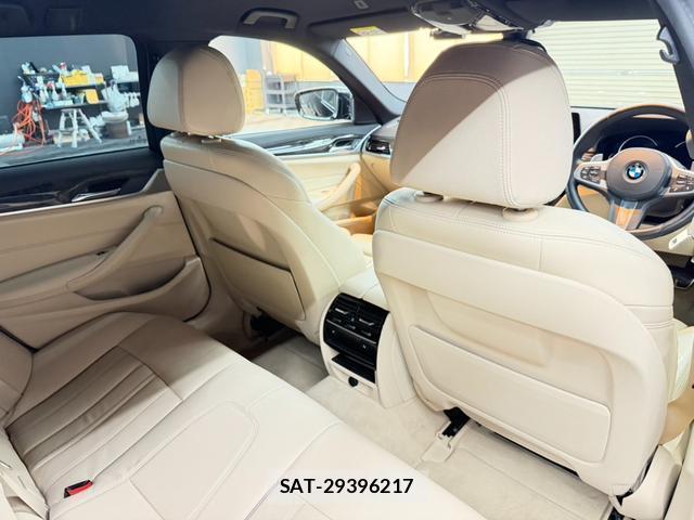 Bmw 5 SERIES 2017-12 8223547-3