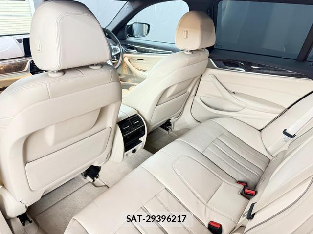 Bmw 5 SERIES 2017-12 8223547-4