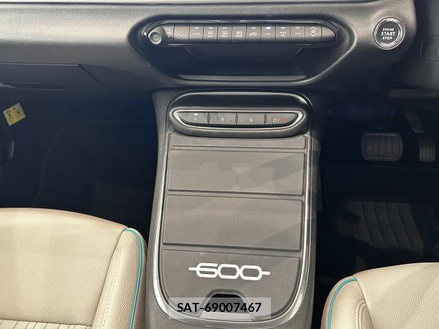 Fiat 600 Hybrid 2025-10 8222615-17