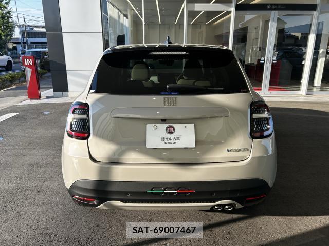 Fiat 600 Hybrid 2025-10 8222615-3