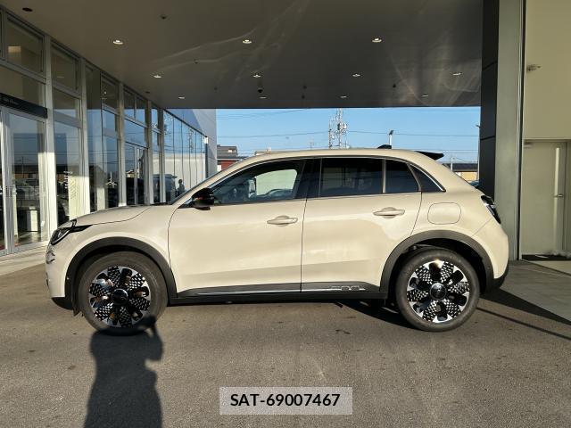 Fiat 600 Hybrid 2025-10 8222615-4