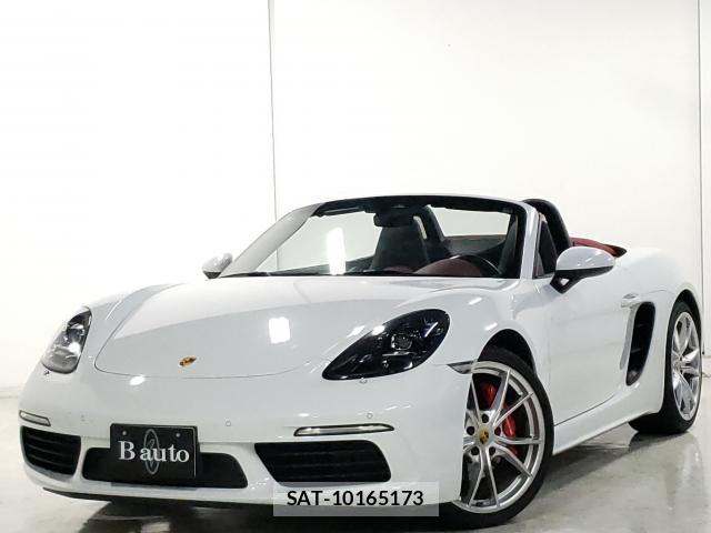 Porsche 718 Boxster 2017-01 8225567-0