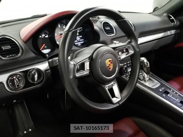 Porsche 718 Boxster 2017-01 8225567-1