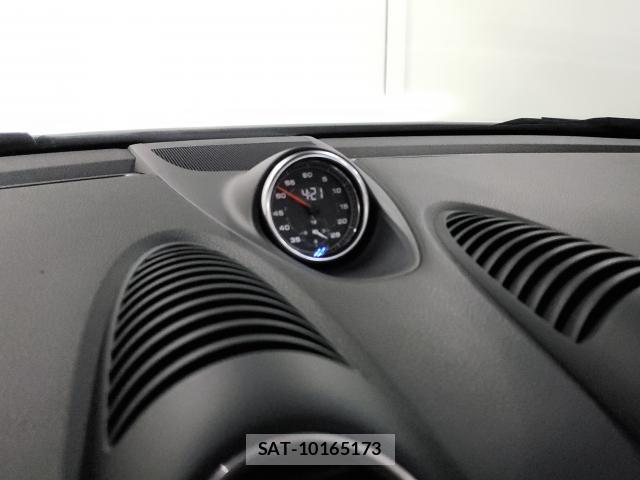 Porsche 718 Boxster 2017-01 8225567-9