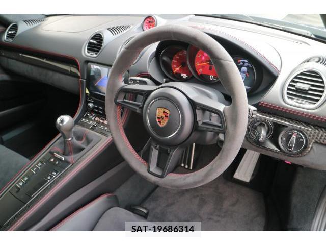 Porsche 718 Cayman 2020-04 8223868-10