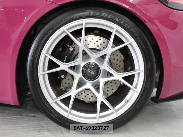Porsche 718 Spyder 2025-04 8220637-14