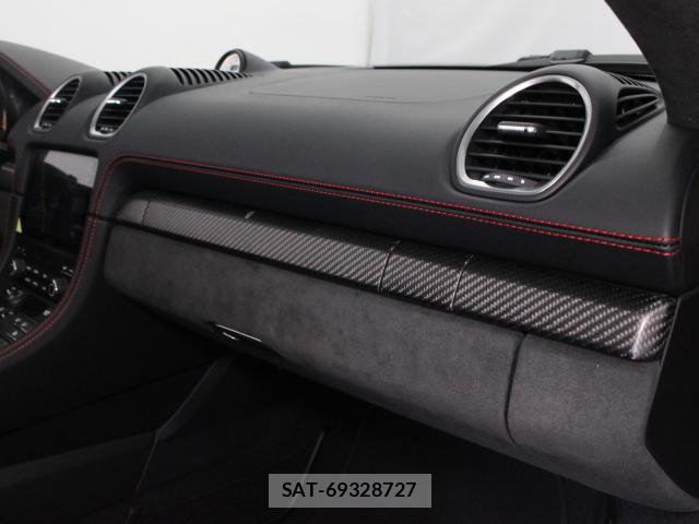 Porsche 718 Spyder 2025-04 8220637-16