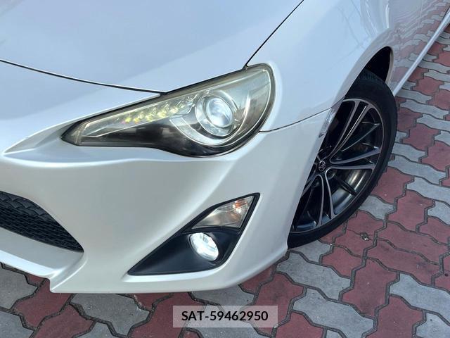Toyota 86 2012-07 8219485-11